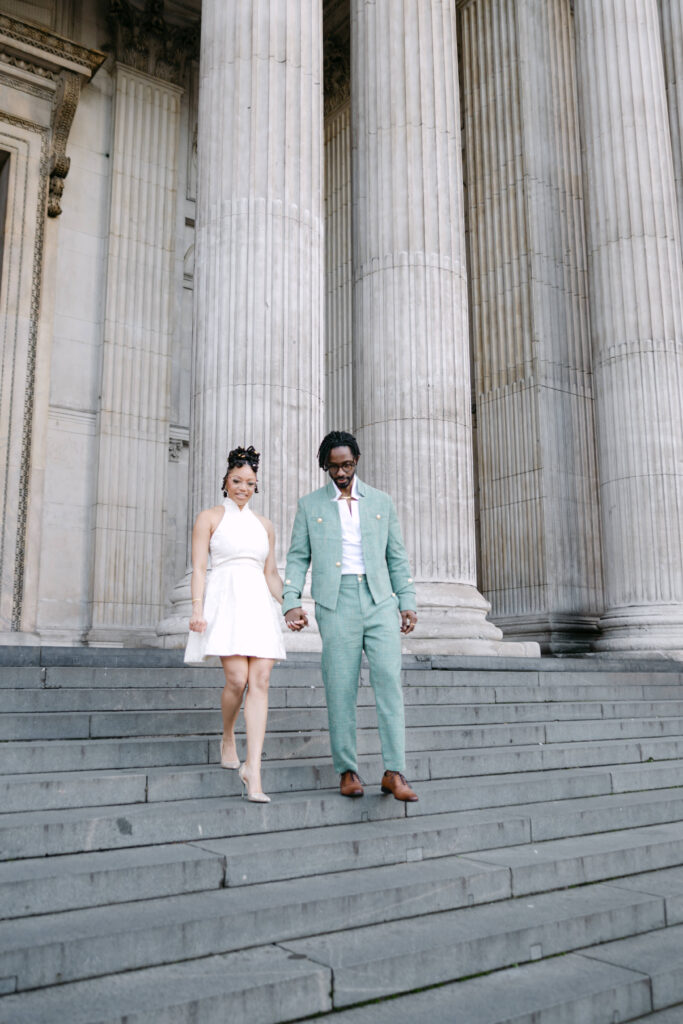 couple outside st pauls cathedral