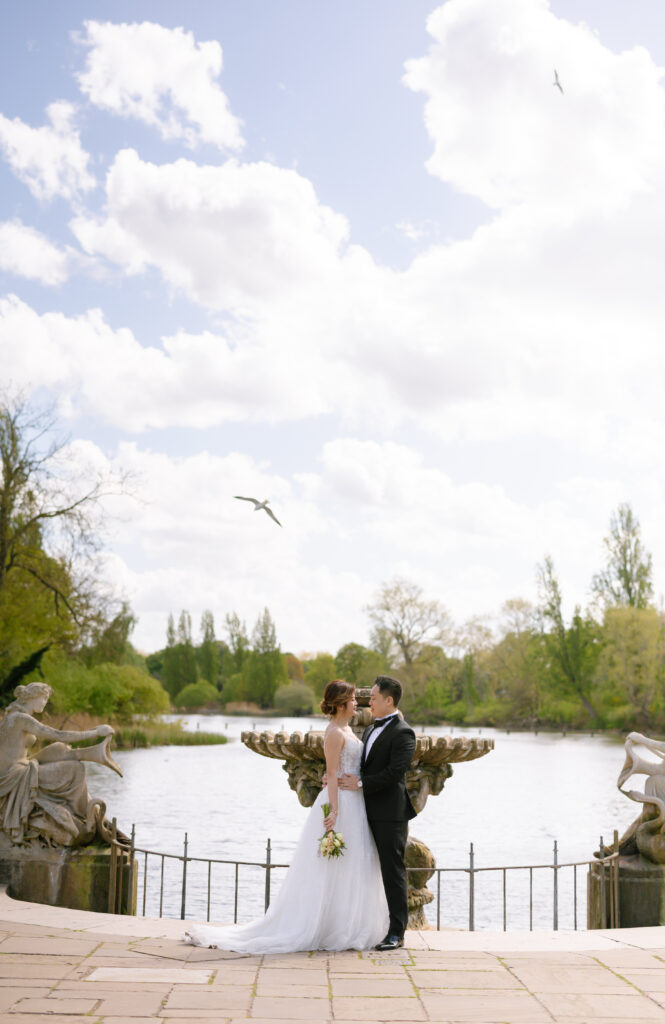 bride and groom at Italian gardens in London Hyde Park